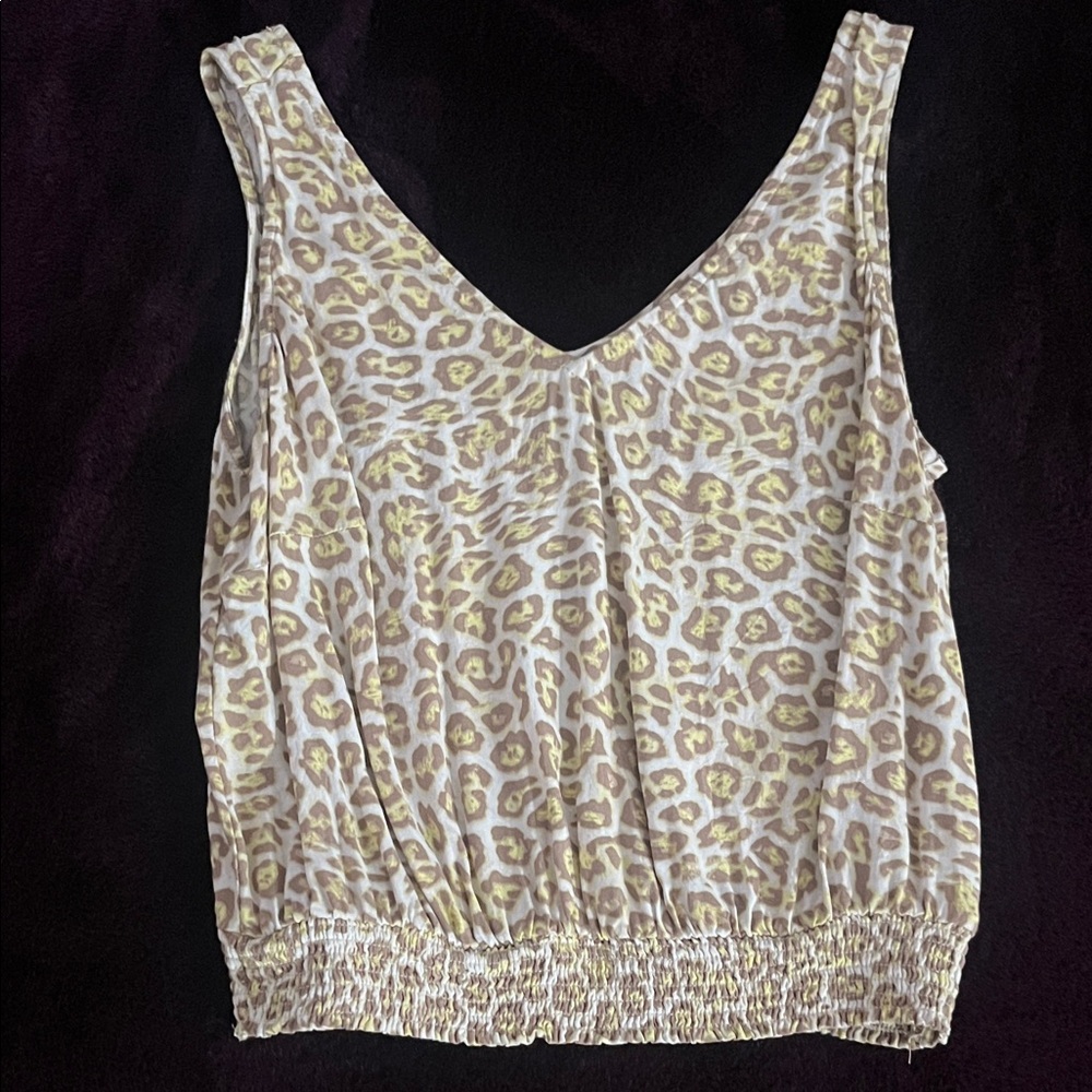 Abound Beige and Light Brown Leopard Print V-Neck Tank size Small